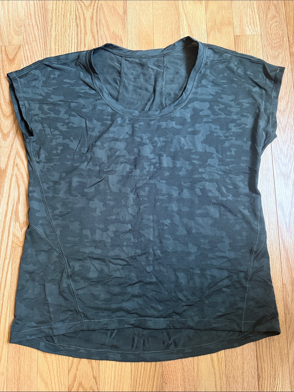lululemon athletica Women's Short Sleeve Camo Tee in Olive Green